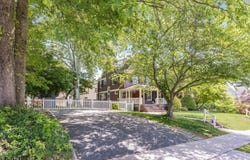 5 Colonial Ter, Nutley Twp., NJ 07110-1622