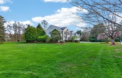 2 Bartlett Road, Westford, MA 01886