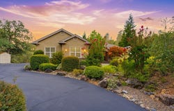 15553 Mountain Shadows Drive, Redding, CA 96001
