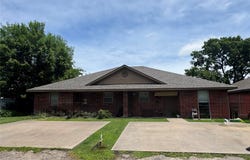 4515 SE Loop 286, Paris, TX 75460