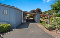 5400 Meeker Dr, Kalama, WA 98625