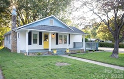 95 Elysinia Avenue, Waynesville, NC 28786