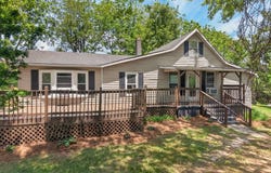 523 Melrose Ln, Independence, VA 24348