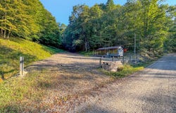 Jones Road, Vinton, OH 45686