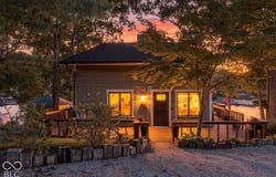 6272 Grosbeak Court, Nineveh, IN 46164