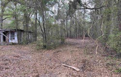 11094 Old Pee Dee Rd., Hemingway, SC 29554
