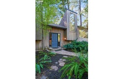 4298 RIVER Rd S, Salem, OR 97302