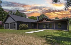512 Pine St, Winthrop, AR 71866