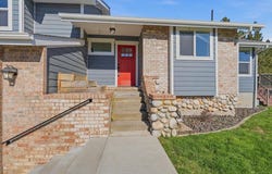 6802 S Conklin Rd, Greenacres, WA 99016