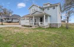 56907 E Maple Ridge Road, Monkey Island, OK 74331