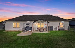 306 Sunstar Circle, Angola, IN 46703