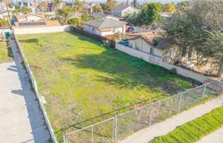 1243 E Street, Corona, CA 92882