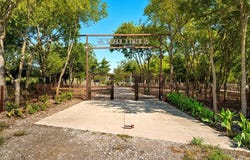 1431 Fm 85, Ennis, TX 75119