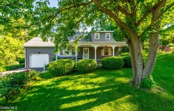 102 Marl Circle, Ravena, NY 12143