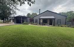 276 Fm 71, Mt Pleasant, TX 75455