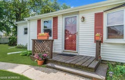 1717 Maple Street, Wall, NJ 07719