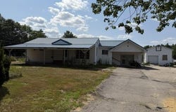 62 Milton Road, Rochester, NH 03868