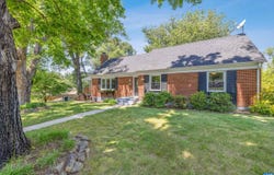 1317 RIDGE CIR, WAYNESBORO, VA 22980