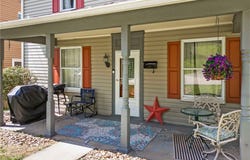 259 Cherry Ave, Houston, PA 15342
