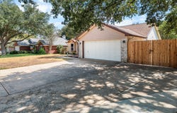 10712 Apache Drive, Waco, TX 76712
