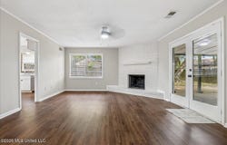 5698 Shannon Drive, Horn Lake, MS 38637