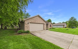 35 W Estate Street, Anderson, IN 46013