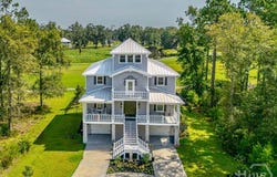 57 Eagle Crest Drive, Waverly, GA 31565