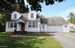 197 Conqua Lane, Rotterdam, NY 12306