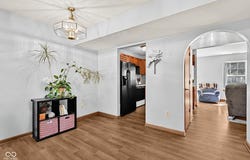 6723 Wimbledon Drive, Zionsville, IN 46077