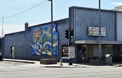 224 N Main St, McPherson, KS 67460