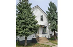 408 E Street, IRON MOUNTAIN, MI 49801