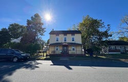310 FRONT STREET, BEVERLY, NJ 08010
