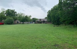 1112 E 8th St, Georgetown, TX 78626