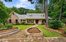 33 Serene Blvd, Hattiesburg, MS 39402