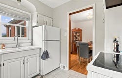 2000 Hale Street, Dubuque, IA 52001