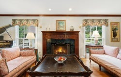 59 Sheffield Lane, Oak Brook, IL 60523