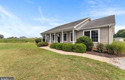 14154 PEPPERBOX Road, DELMAR, DE 19940