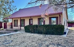 1207 N 6th St, Alpine, TX 79830