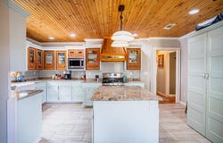 1216 First St, Kerrville, TX 78028
