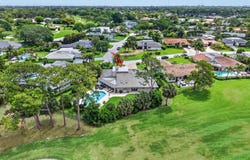 706 Foxpointe Circle, Delray Beach, FL 33445