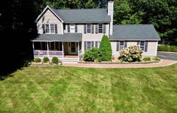 9 Hampstead Road, Merrimack, NH 03054