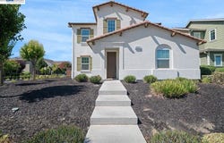 4003 Summit Dr, Tracy, CA 95377