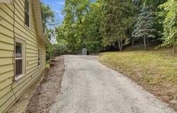 634 E North St, Waukesha, WI 53188