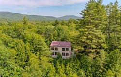 28 Winquist Road, Thornton, NH 03285