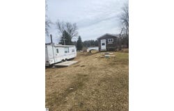 10621 Maple Drive, Riverdale, MI 48877