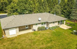 15085 E McNeal Road, MONROE CENTER, IL 61052