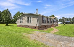 1542 Nc Highway 32, Corapeake, NC 27926