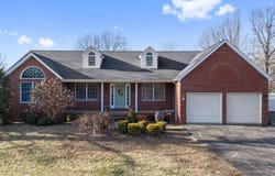 200 John Richard Ln, Hawesville, KY 42348