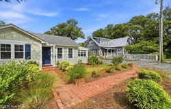 609 Clarendon Avenue, Southport, NC 28461