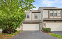 3292 Bromley Lane, Aurora, IL 60502
